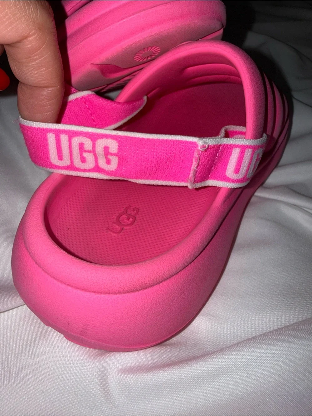 UGG cushioned slide